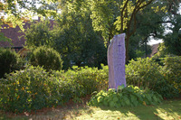 Ehrendenkmal in der Dorfmitte