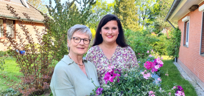 Bild vergr&ouml;&szlig;ern: Martina Falkenberg mit Brigitte Rehkopf